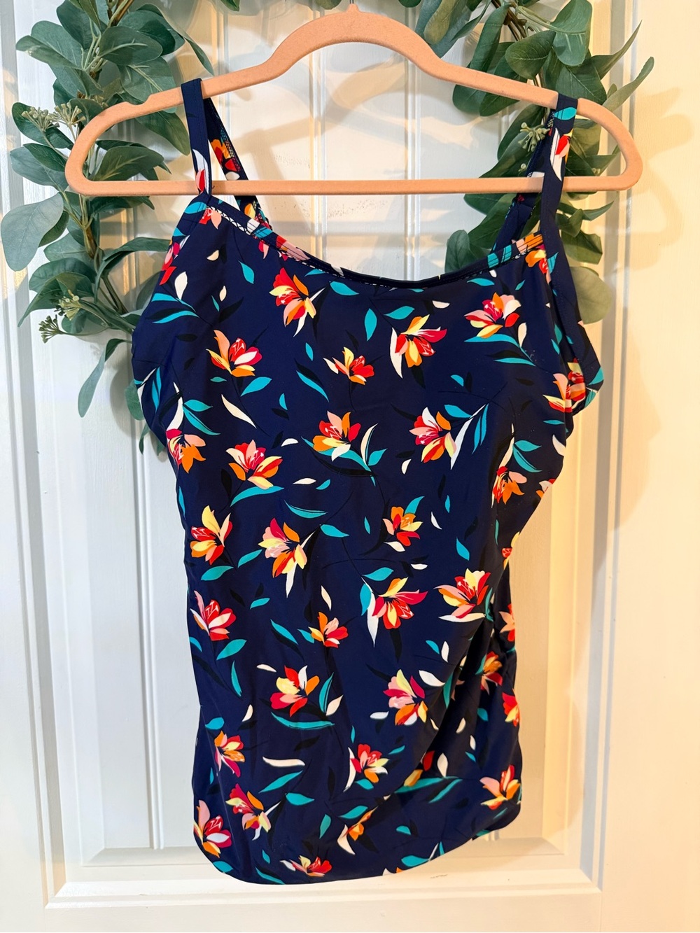 💫4/$25 • Krista Tropical Floral Print Tankini Swim Top